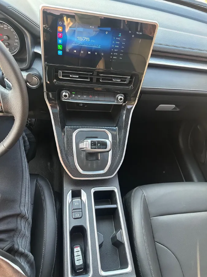 2021 Haval M6 1.5T 150HP L4 7DCT,autocango,china used car exporter,china ev exporter,chinese used car exporter,chinese used ev exporter