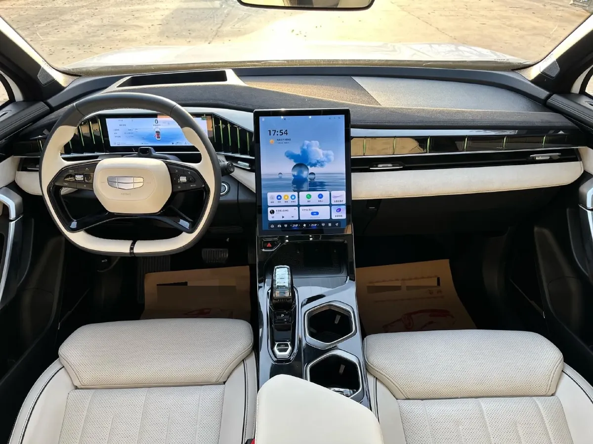 2023 Geely StarRay 1.5T 150HP L3 3DHT Hybrid,autocango,china used car exporter,china ev exporter,chinese used car exporter,chinese used ev exporter