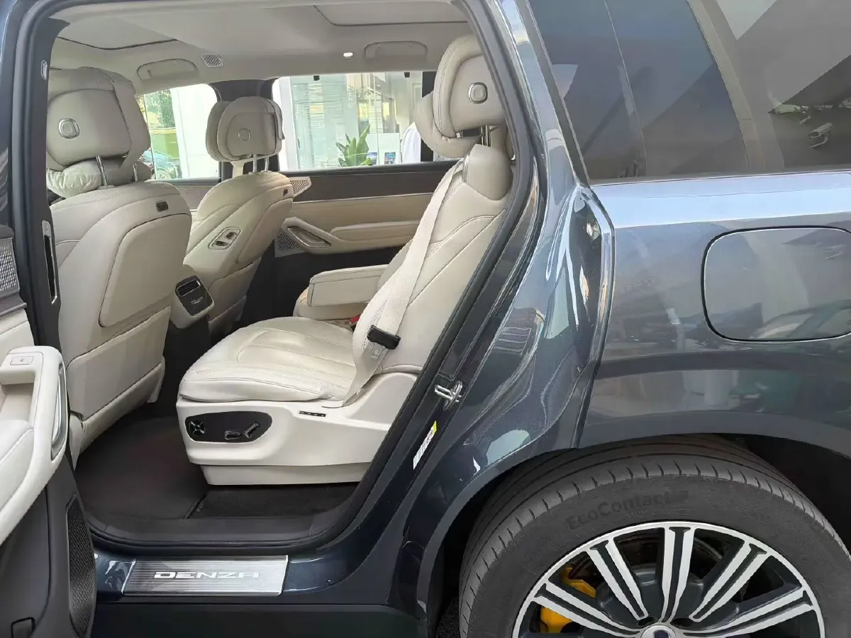 2025 Denza DenzaN9 2.0T 207HP L4 E-CVT PHEV,autocango,china used car exporter,china ev exporter,chinese used car exporter,chinese used ev exporter