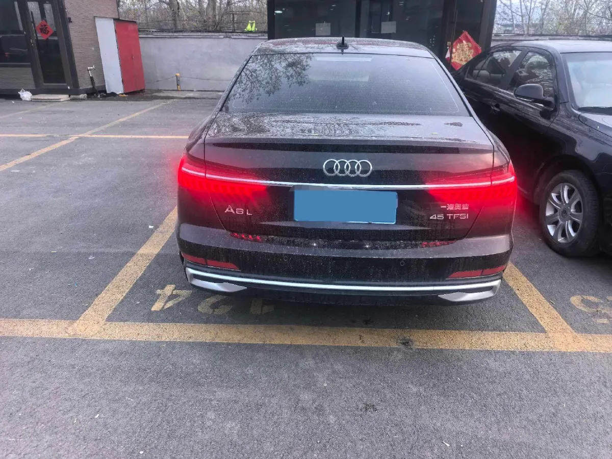 2021 Audi A6L 2.0T 224HP L4 7DCT,autocango,china used car exporter,china ev exporter,chinese used car exporter,chinese used ev exporter