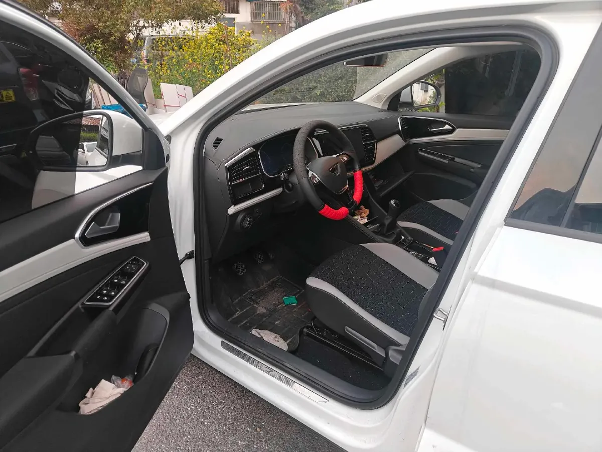 2024 Jetta VS5 1.4T 150HP L4 5MT,autocango,china used car exporter,china ev exporter,chinese used car exporter,chinese used ev exporter