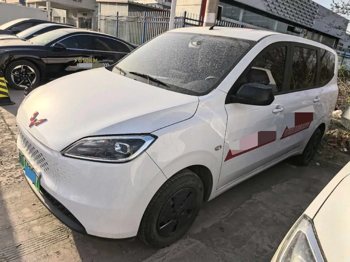 2025 WuLing HongGuang New Energy REEV 99HP REEV,autocango,china used car exporter,china ev exporter,chinese used car exporter,chinese used ev exporter
