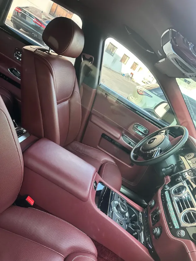 2018 Rolls-Royce Ghost 6.6T 571HP V12 8AT,autocango,china used car exporter,china ev exporter,chinese used car exporter,chinese used ev exporter