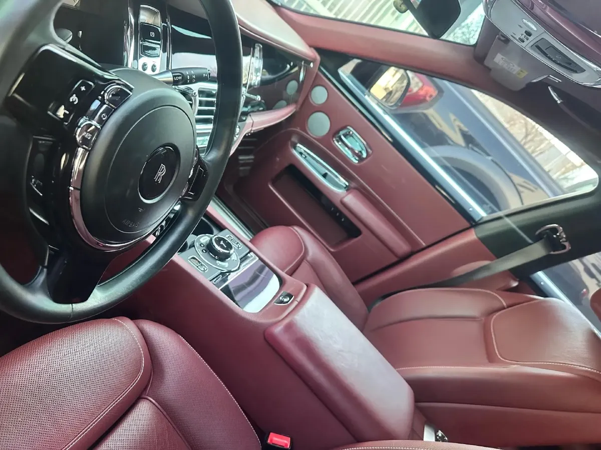 2018 Rolls-Royce Ghost 6.6T 571HP V12 8AT,autocango,china used car exporter,china ev exporter,chinese used car exporter,chinese used ev exporter