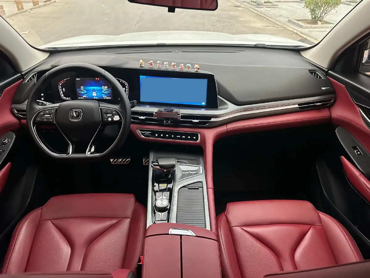 2022 ChangAn CS75 Plus 2.0T 233HP L4 8AT,autocango,china used car exporter,china ev exporter,chinese used car exporter,chinese used ev exporter