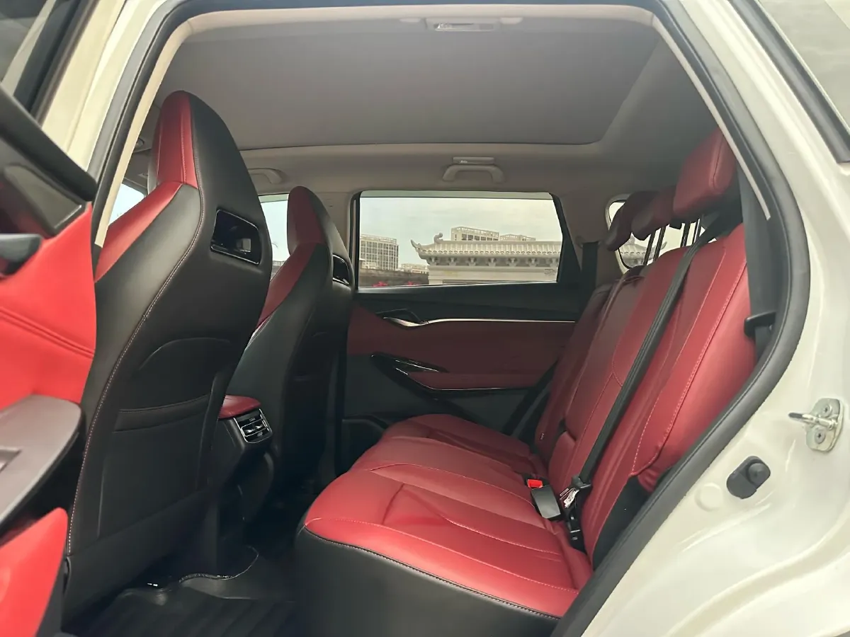 2022 ChangAn CS75 Plus 2.0T 233HP L4 8AT,autocango,china used car exporter,china ev exporter,chinese used car exporter,chinese used ev exporter