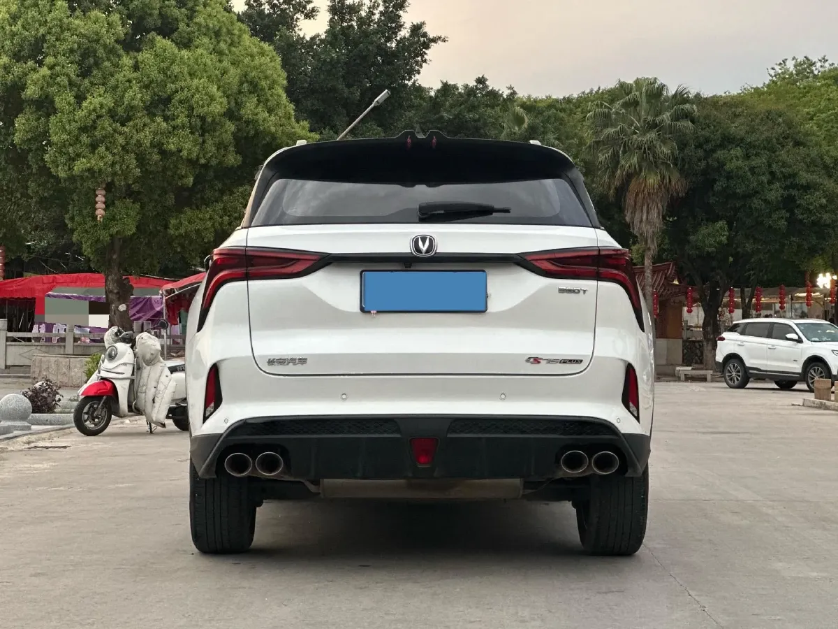 2022 ChangAn CS75 Plus 2.0T 233HP L4 8AT,autocango,china used car exporter,china ev exporter,chinese used car exporter,chinese used ev exporter