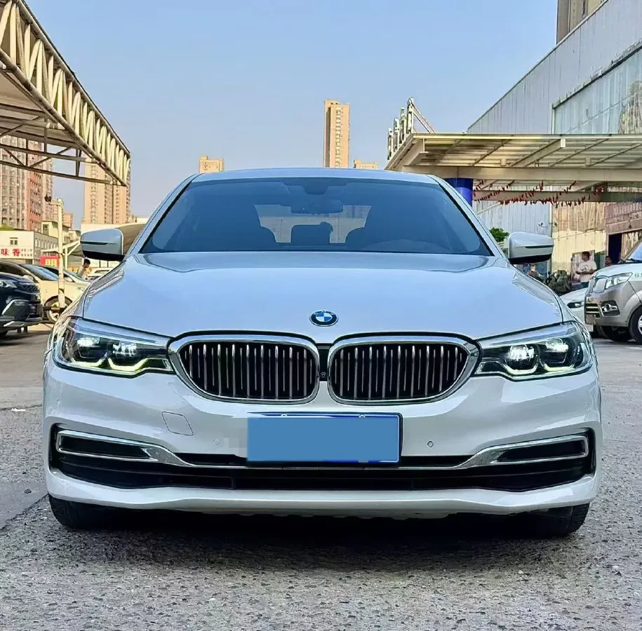 2020 BMW 5 Series 2.0T 252HP L4 8AT,autocango,china used car exporter,china ev exporter,chinese used car exporter,chinese used ev exporter