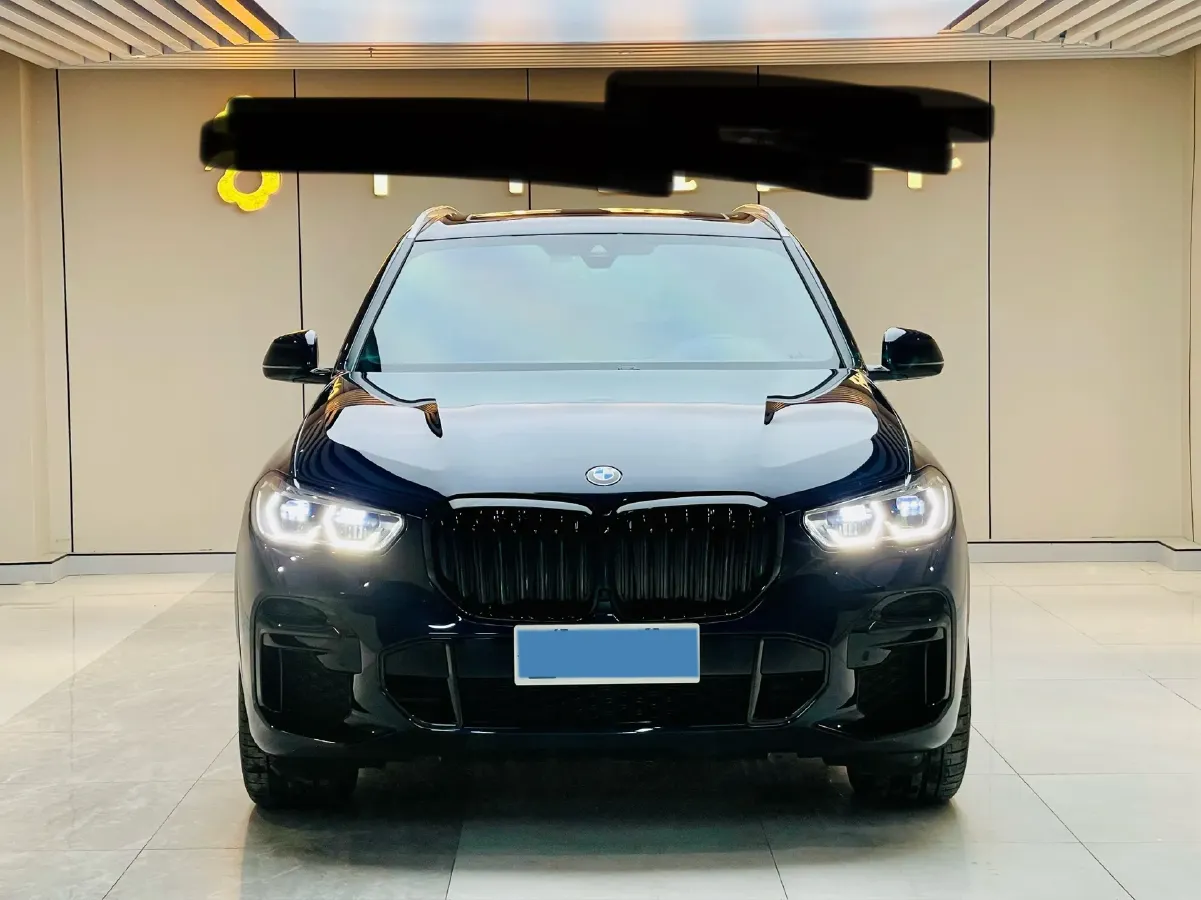 2022 BMW X5 3.0T 333HP L6 8AT,autocango,china used car exporter,china ev exporter,chinese used car exporter,chinese used ev exporter