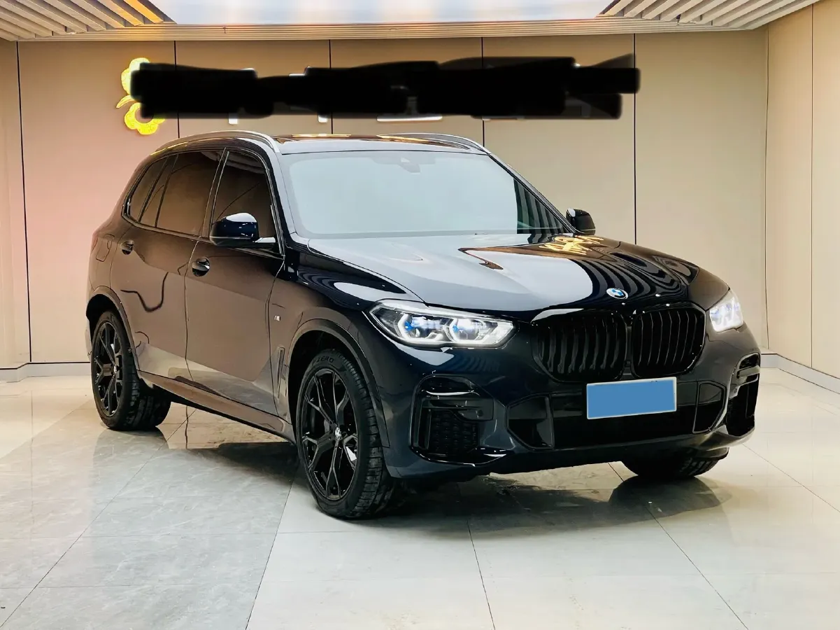 2022 BMW X5 3.0T 333HP L6 8AT,autocango,china used car exporter,china ev exporter,chinese used car exporter,chinese used ev exporter