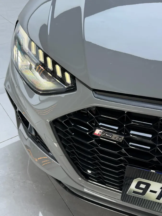 2023 Audi RS 4 2.9T 450HP V6 8AT,autocango,china used car exporter,china ev exporter,chinese used car exporter,chinese used ev exporter