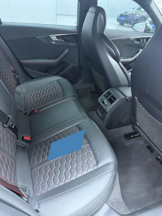 2023 Audi RS 4 2.9T 450HP V6 8AT,autocango,china used car exporter,china ev exporter,chinese used car exporter,chinese used ev exporter