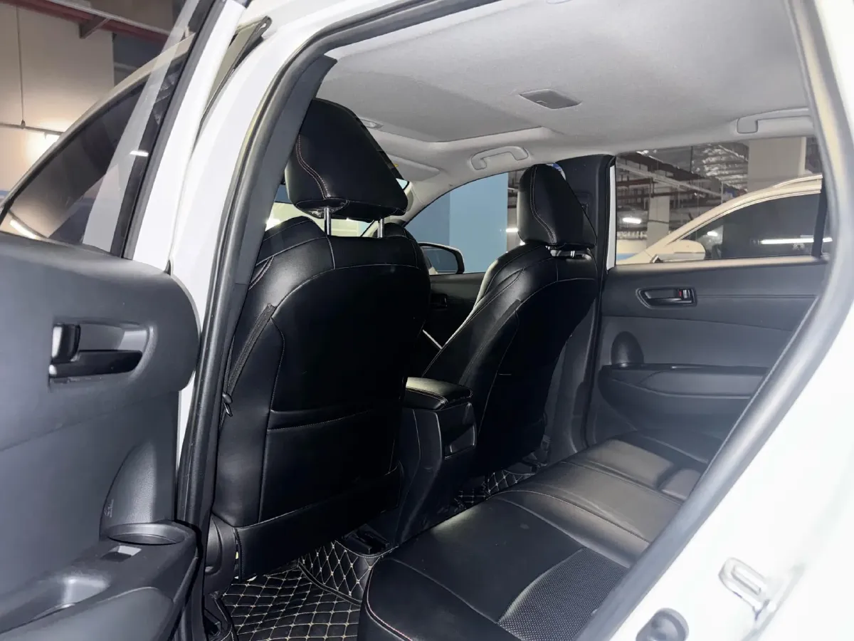 2022 Toyota Frontlander 2.0L 171HP L4 CVT,autocango,china used car exporter,china ev exporter,chinese used car exporter,chinese used ev exporter