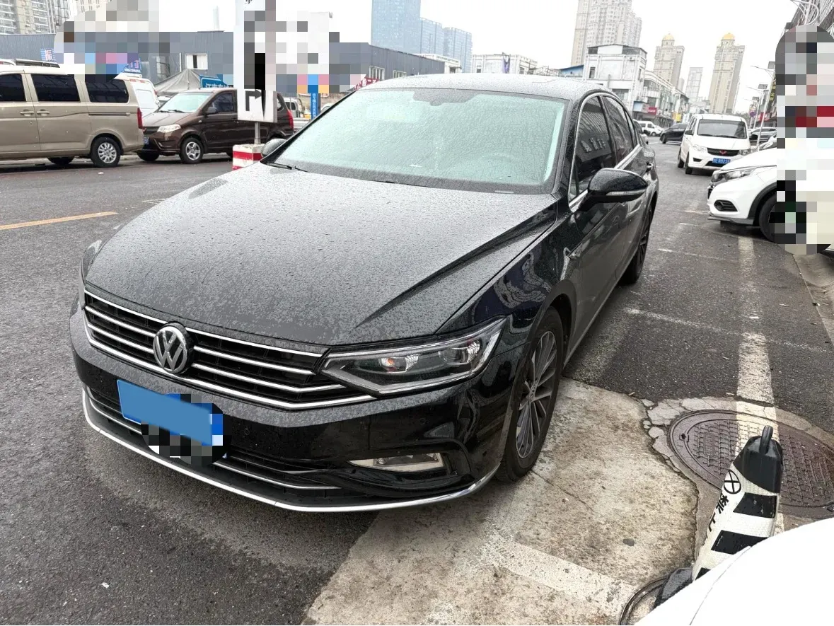 2020 Volkswagen Magotan 2.0T 186HP L4 7DCT,autocango,china used car exporter,china ev exporter,chinese used car exporter,chinese used ev exporter