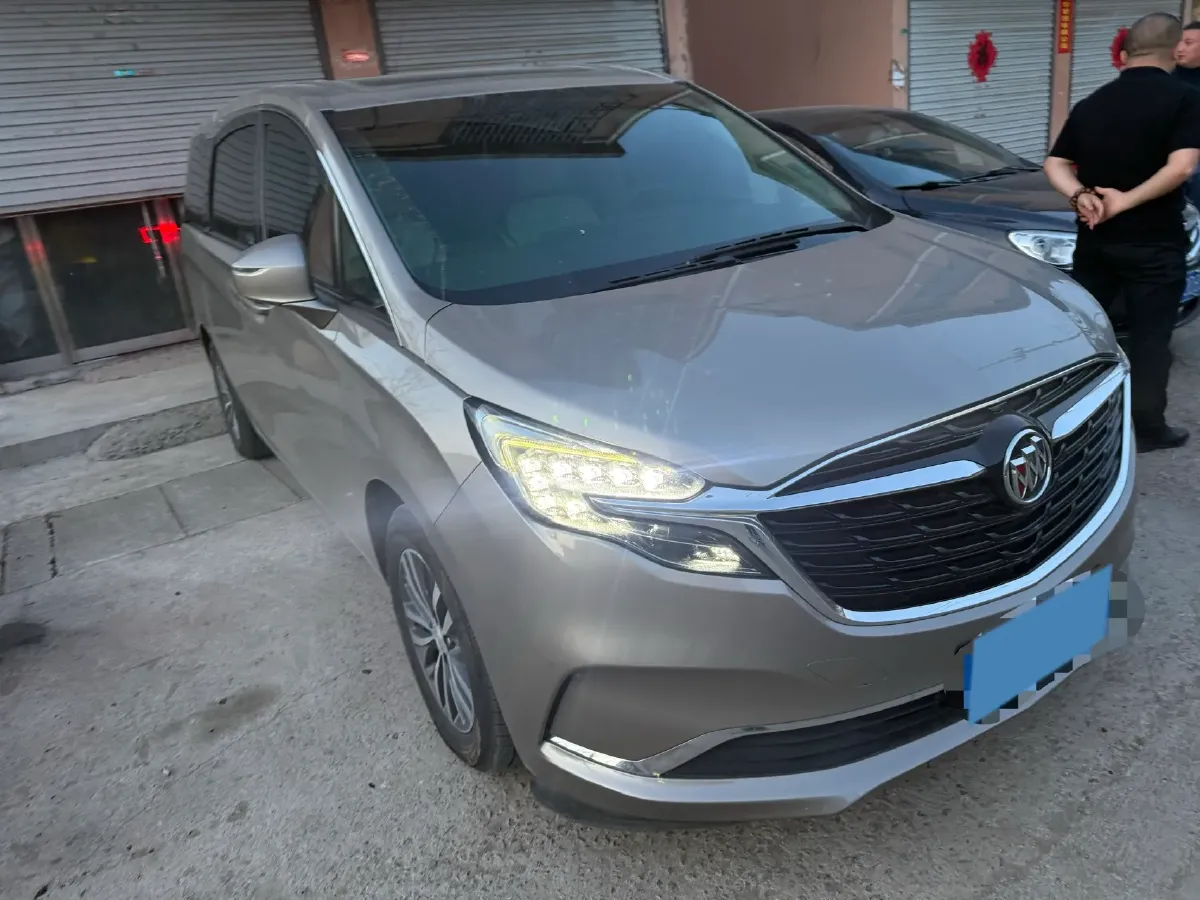 2022 Buick GL8 2.0T 237HP L4 9AT,autocango,china used car exporter,china ev exporter,chinese used car exporter,chinese used ev exporter