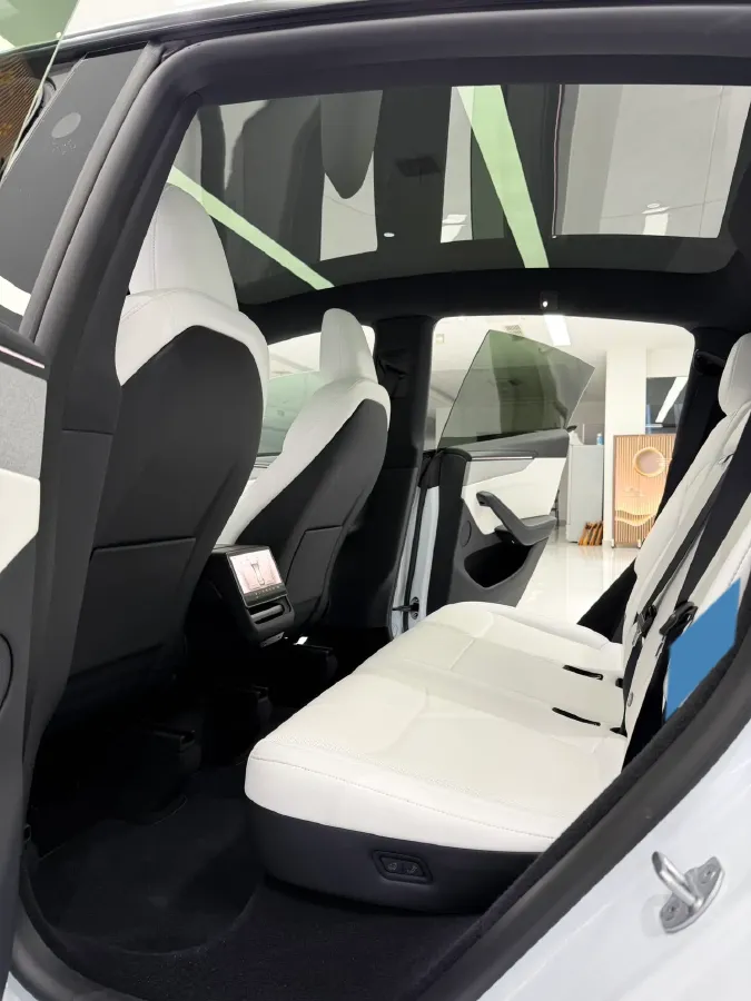 2026 Tesla Model Y BEV,autocango,china used car exporter,china ev exporter,chinese used car exporter,chinese used ev exporter