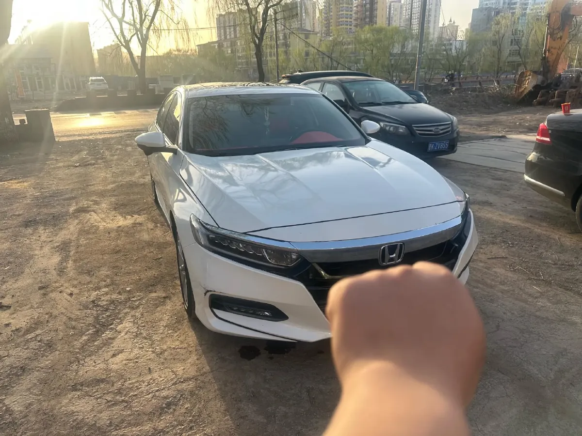 2018 Honda Accord 1.5T 194HP L4 CVT,autocango,china used car exporter,china ev exporter,chinese used car exporter,chinese used ev exporter