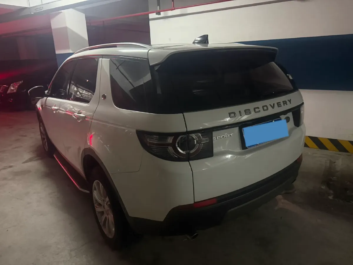 2019 Land Rover Discovery Sport 2.0T 241HP L4 9AT,autocango,china used car exporter,china ev exporter,chinese used car exporter,chinese used ev exporter