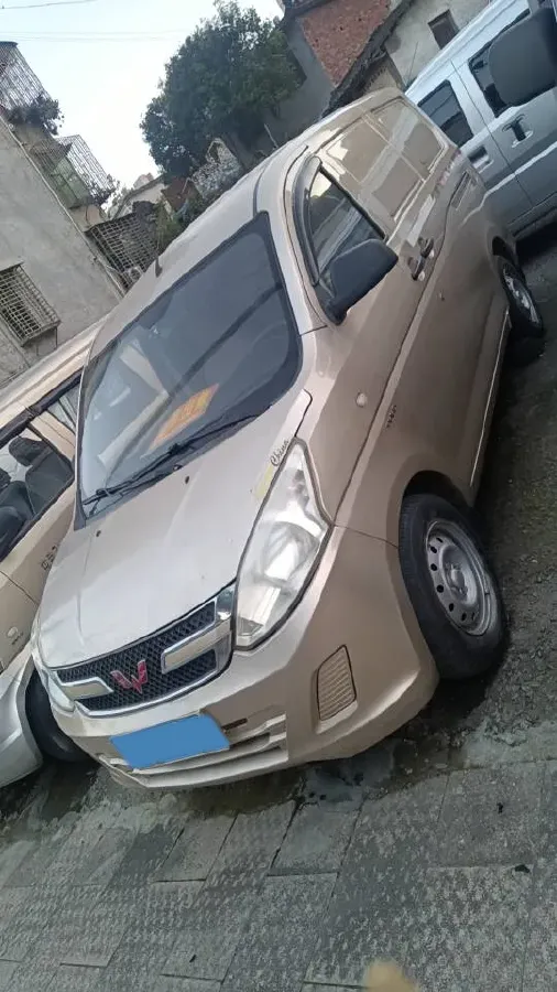 2019 WuLing RongGuang V 1.5L 99HP L4 6MT,autocango,china used car exporter,china ev exporter,chinese used car exporter,chinese used ev exporter