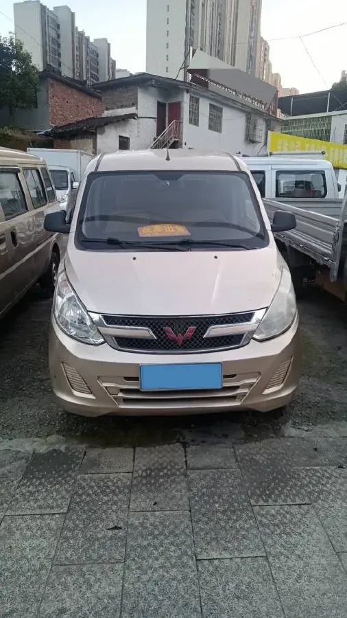 2019 WuLing RongGuang V 1.5L 99HP L4 6MT,autocango,china used car exporter,china ev exporter,chinese used car exporter,chinese used ev exporter
