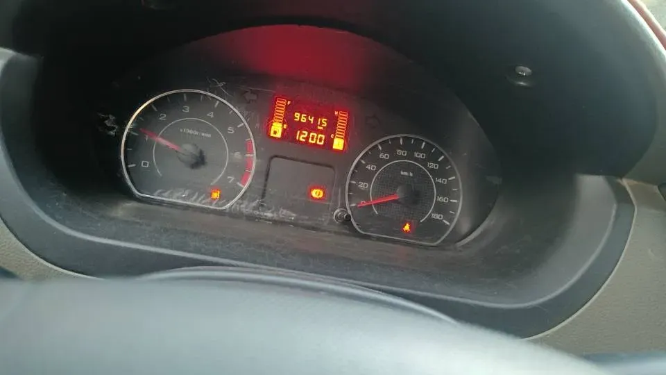 2019 WuLing RongGuang V 1.5L 99HP L4 6MT,autocango,china used car exporter,china ev exporter,chinese used car exporter,chinese used ev exporter