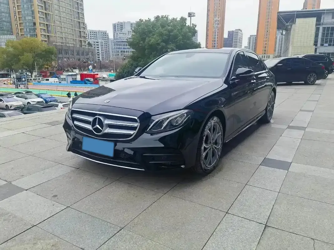 2020 Mercedes-Benz E Class 2.0T 258HP L4 9AT,autocango,china used car exporter,china ev exporter,chinese used car exporter,chinese used ev exporter