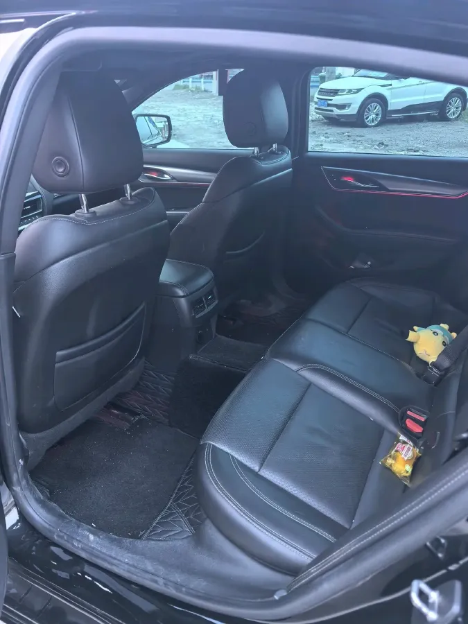 2022 Cadillac CT5 2.0T 237HP L4 10AT,autocango,china used car exporter,china ev exporter,chinese used car exporter,chinese used ev exporter