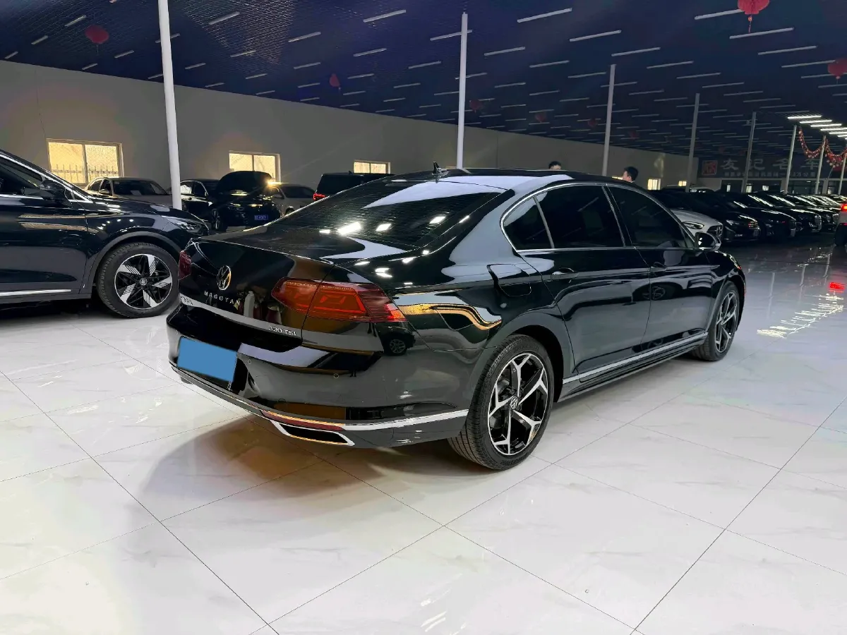 2024 Volkswagen Magotan 2.0T 186HP L4 7DCT,autocango,china used car exporter,china ev exporter,chinese used car exporter,chinese used ev exporter