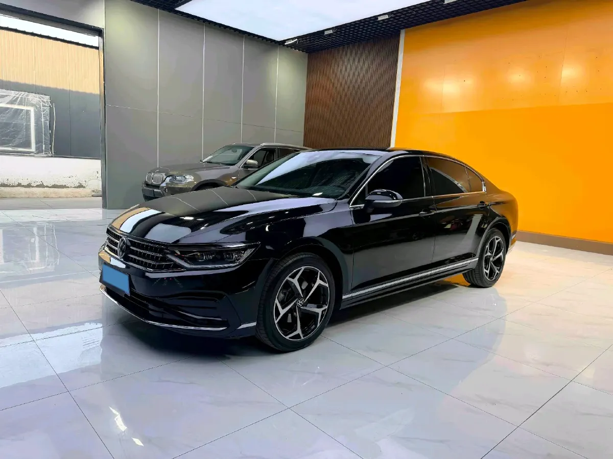 2024 Volkswagen Magotan 2.0T 186HP L4 7DCT,autocango,china used car exporter,china ev exporter,chinese used car exporter,chinese used ev exporter