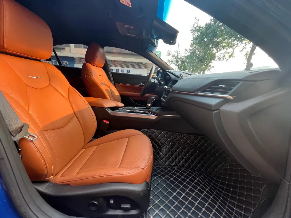 2022 Cadillac CT4 2.0T 237HP L4 8AT,autocango,china used car exporter,china ev exporter,chinese used car exporter,chinese used ev exporter