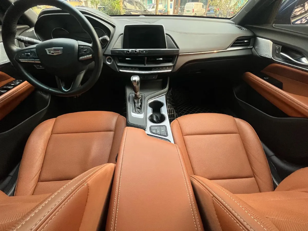 2022 Cadillac CT4 2.0T 237HP L4 8AT,autocango,china used car exporter,china ev exporter,chinese used car exporter,chinese used ev exporter