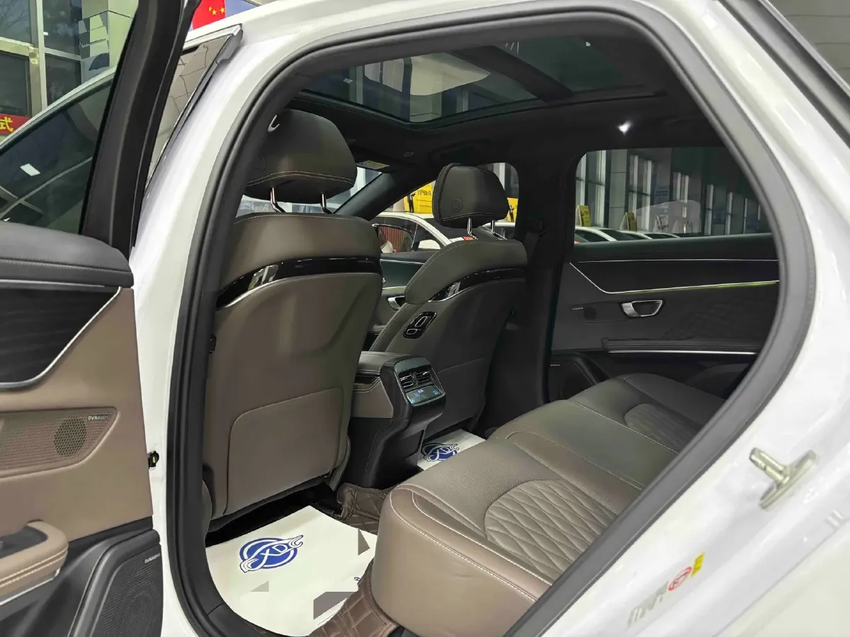 2023 BYD Han 1.5T 139HP L4 E-CVT PHEV 18.316KWH,autocango,china used car exporter,china ev exporter,chinese used car exporter,chinese used ev exporter