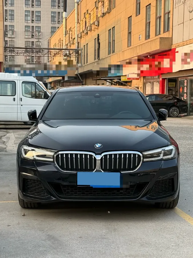 2023 BMW 5 Series 2.0T 245HP L4 8AT,autocango,china used car exporter,china ev exporter,chinese used car exporter,chinese used ev exporter