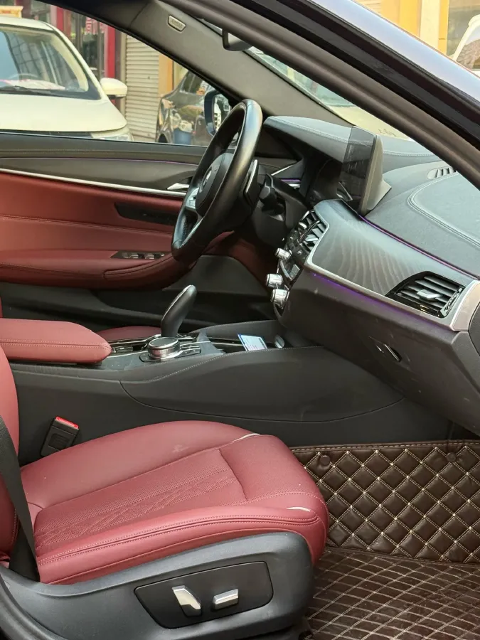 2023 BMW 5 Series 2.0T 245HP L4 8AT,autocango,china used car exporter,china ev exporter,chinese used car exporter,chinese used ev exporter