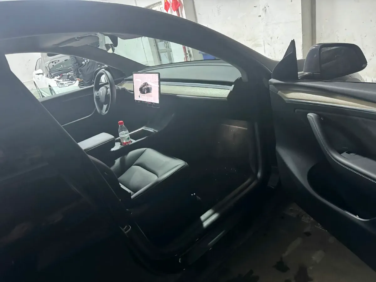 2022 Tesla Model Y BEV 60KWH,autocango,china used car exporter,china ev exporter,chinese used car exporter,chinese used ev exporter