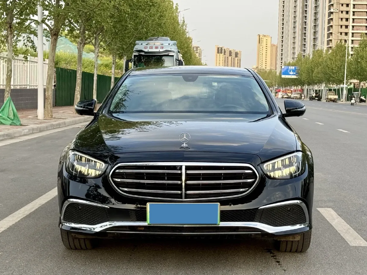 2022 Mercedes-Benz E Class 2.0T 211HP L4 9AT PHEV 25.4KWH,autocango,china used car exporter,china ev exporter,chinese used car exporter,chinese used ev exporter