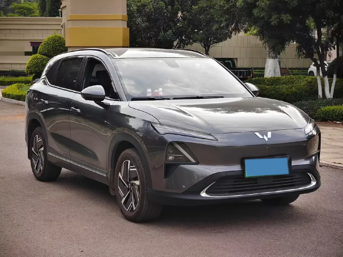 2024 WuLing XingGuangS 1.5L 106HP L4 E-CVT PHEV 20.5KWH,autocango,china used car exporter,china ev exporter,chinese used car exporter,chinese used ev exporter