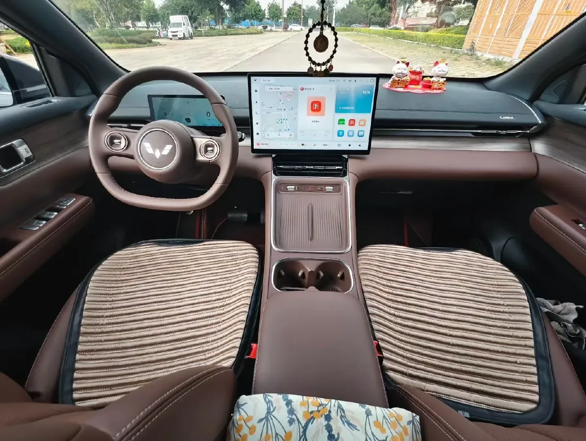 2024 WuLing XingGuangS 1.5L 106HP L4 E-CVT PHEV 20.5KWH,autocango,china used car exporter,china ev exporter,chinese used car exporter,chinese used ev exporter