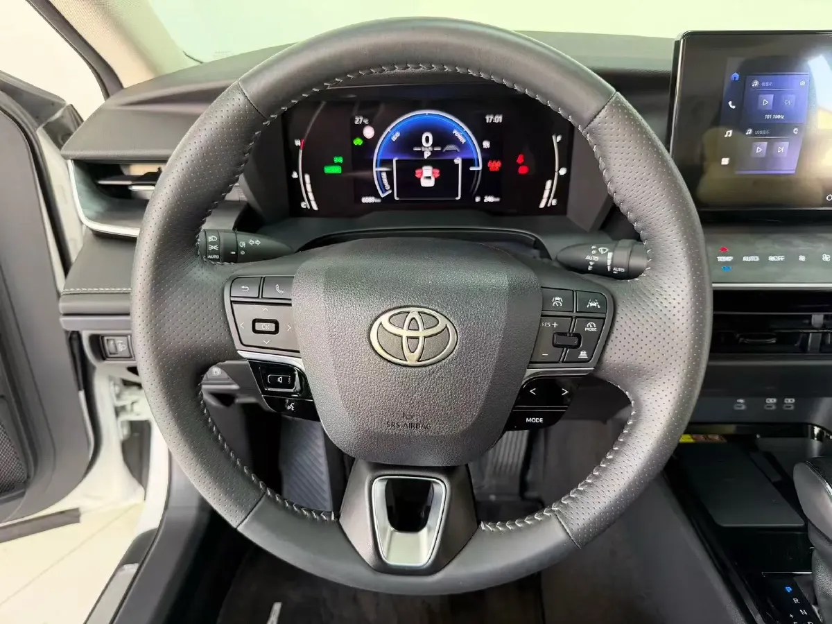 2024 Toyota Camry 2.0L 152HP L4 E-CVT Hybrid,autocango,china used car exporter,china ev exporter,chinese used car exporter,chinese used ev exporter