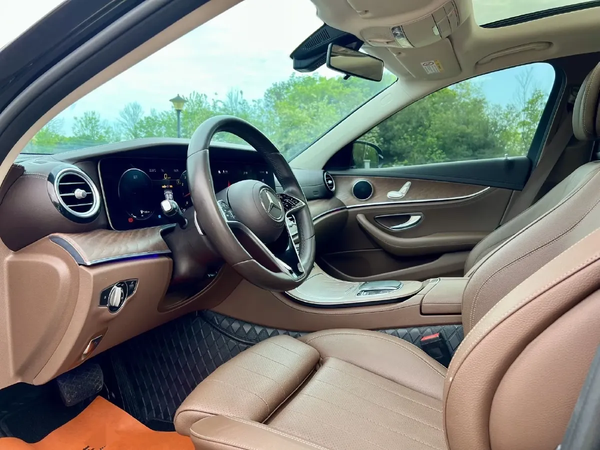 2022 Mercedes-Benz E Class 2.0T 197HP L4 9AT,autocango,china used car exporter,china ev exporter,chinese used car exporter,chinese used ev exporter