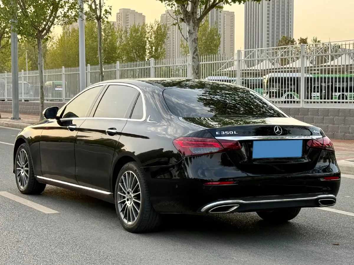 2021 Mercedes-Benz E Class 1.5T 184HP L4 9AT,autocango,china used car exporter,china ev exporter,chinese used car exporter,chinese used ev exporter