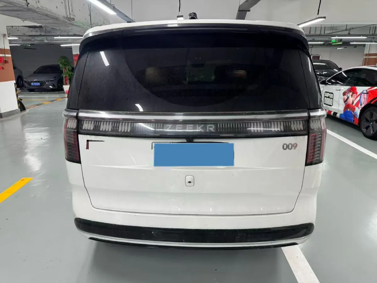 2022 Zeekr 009 BEV 116KWH,autocango,china used car exporter,china ev exporter,chinese used car exporter,chinese used ev exporter