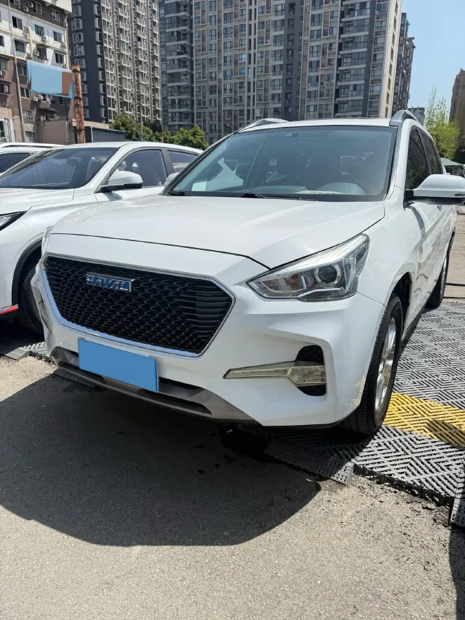 2018 Haval M6 1.5T 150HP L4 6MT,autocango,china used car exporter,china ev exporter,chinese used car exporter,chinese used ev exporter