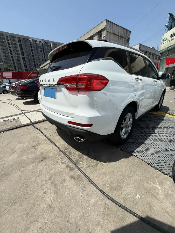 2018 Haval M6 1.5T 150HP L4 6MT,autocango,china used car exporter,china ev exporter,chinese used car exporter,chinese used ev exporter