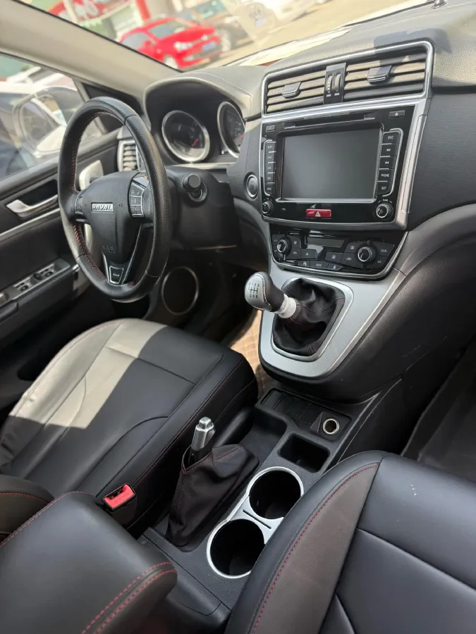 2018 Haval M6 1.5T 150HP L4 6MT,autocango,china used car exporter,china ev exporter,chinese used car exporter,chinese used ev exporter