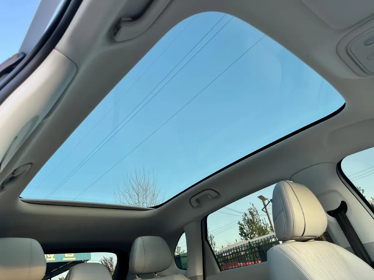 2025 Leapmotor B10 BEV 67.1KWH,autocango,china used car exporter,china ev exporter,chinese used car exporter,chinese used ev exporter