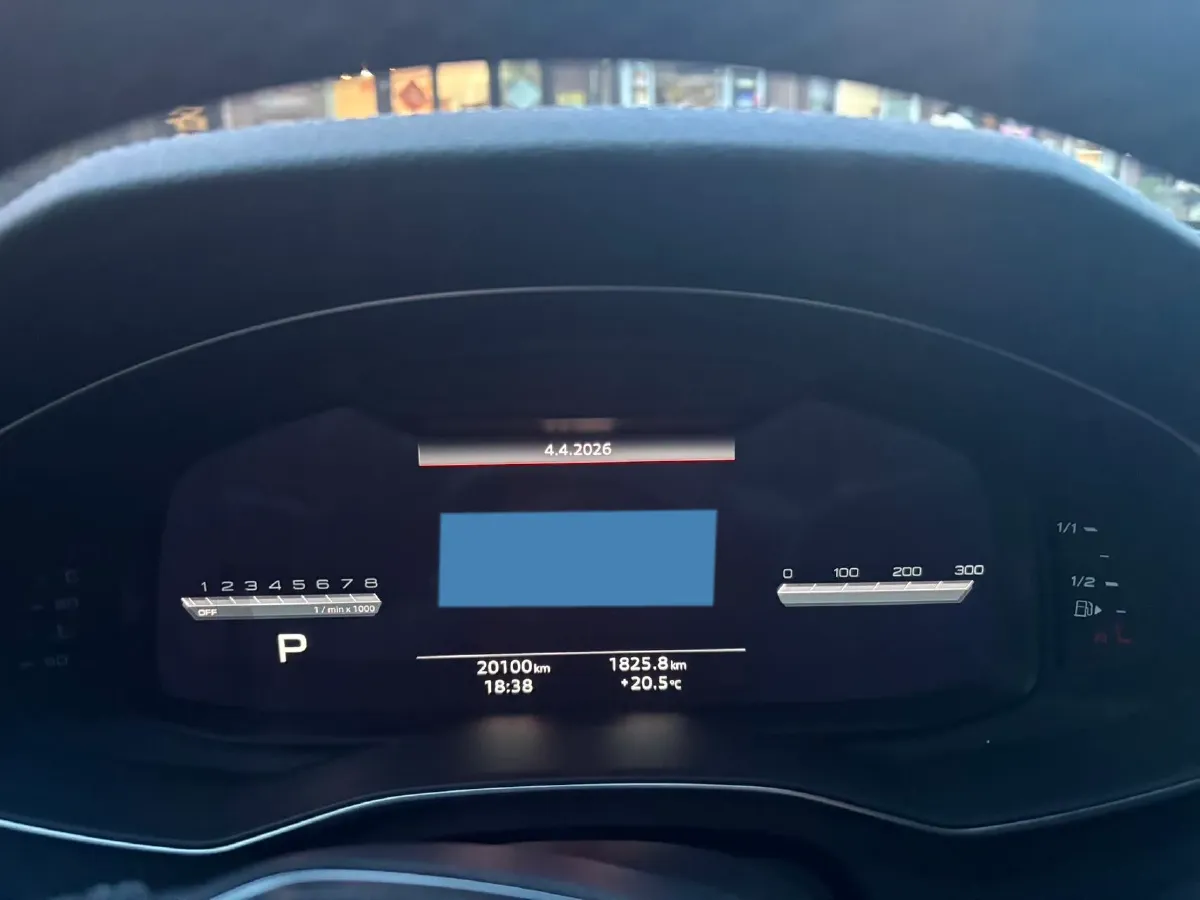 2023 Audi A7L 2.0T 245HP L4 7DCT,autocango,china used car exporter,china ev exporter,chinese used car exporter,chinese used ev exporter