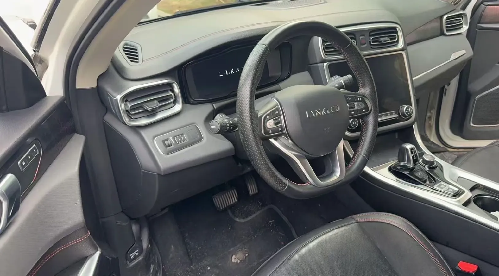 2019 LYNK&CO 01 2.0T 190HP L4 7DCT,autocango,china used car exporter,china ev exporter,chinese used car exporter,chinese used ev exporter