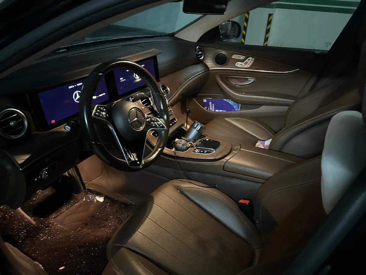 2021 Mercedes-Benz E Class 2.0T 211HP L4 9AT PHEV 25.4KWH,autocango,china used car exporter,china ev exporter,chinese used car exporter,chinese used ev exporter