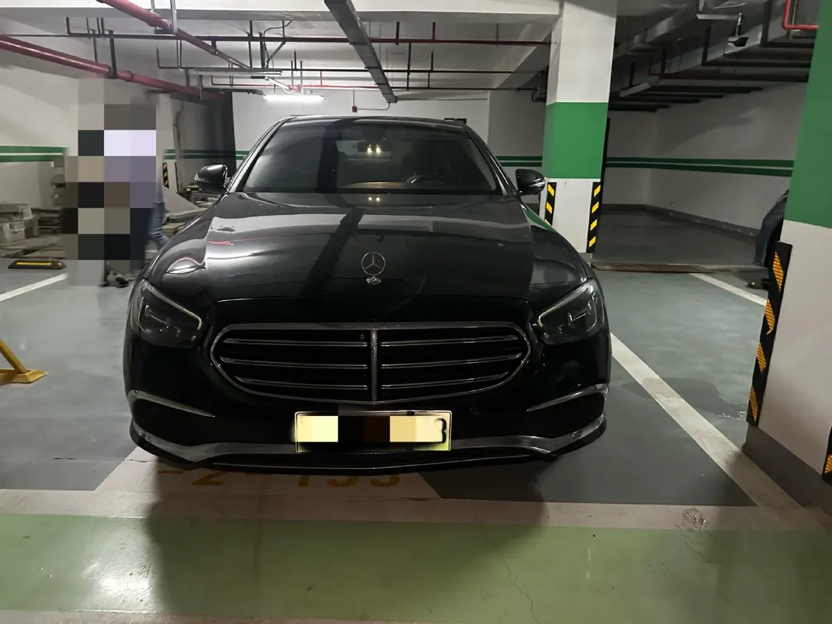 2021 Mercedes-Benz E Class 2.0T 211HP L4 9AT PHEV 25.4KWH,autocango,china used car exporter,china ev exporter,chinese used car exporter,chinese used ev exporter
